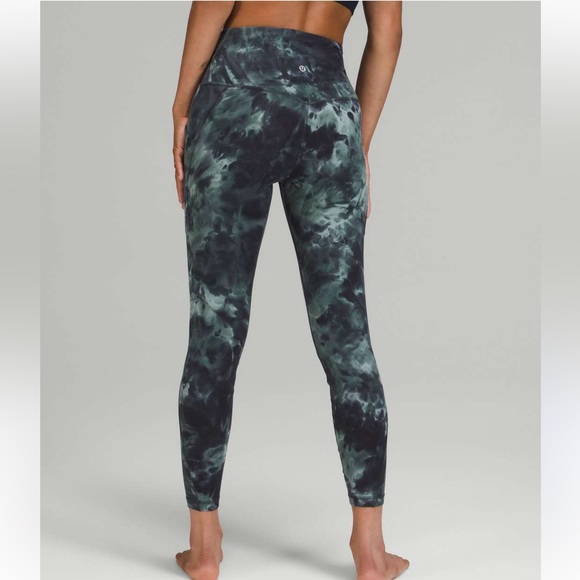 Lululemon Align High Rise Legging With Pockets - Picture 2 of 8